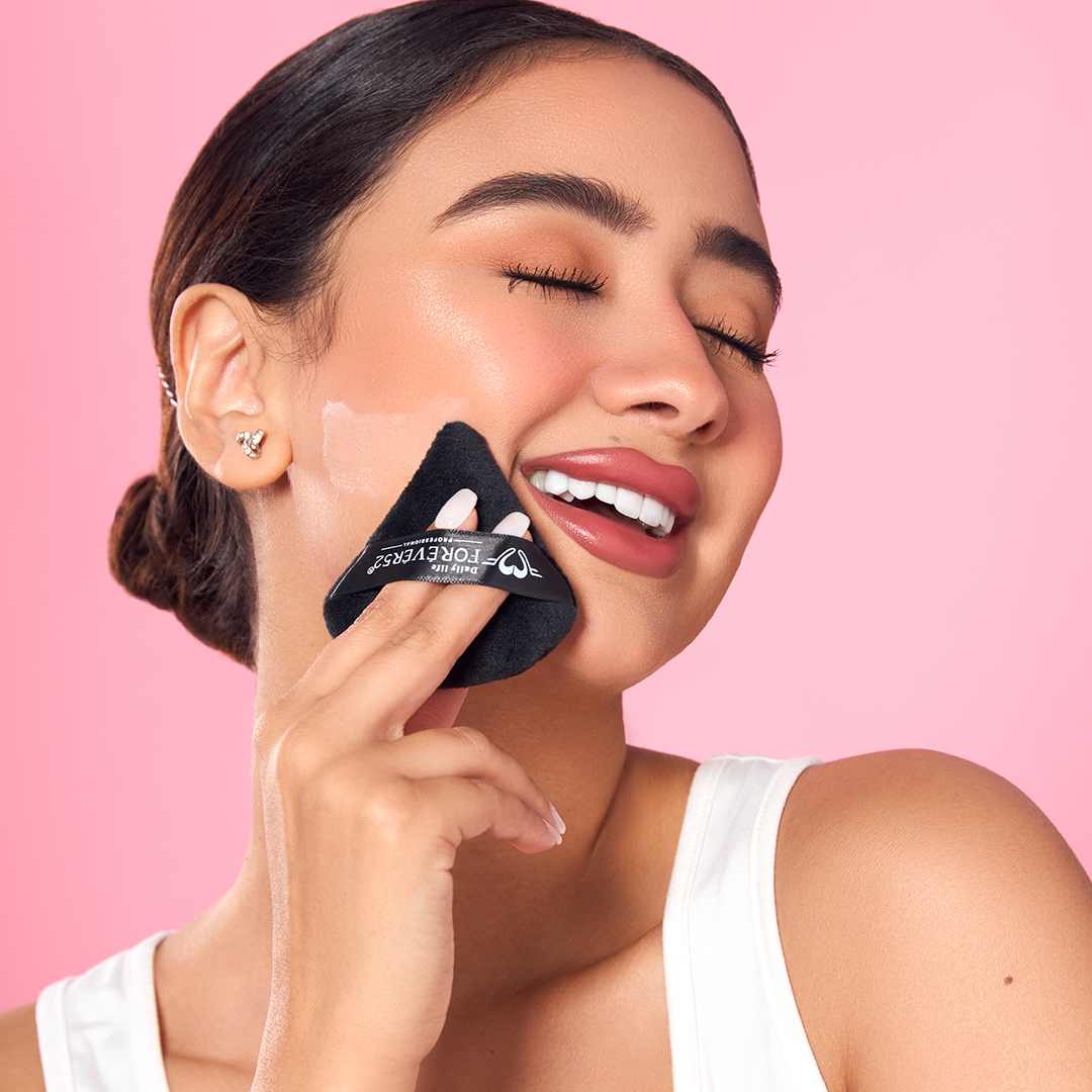 A Skin-Like Blend Baking Powder Puff